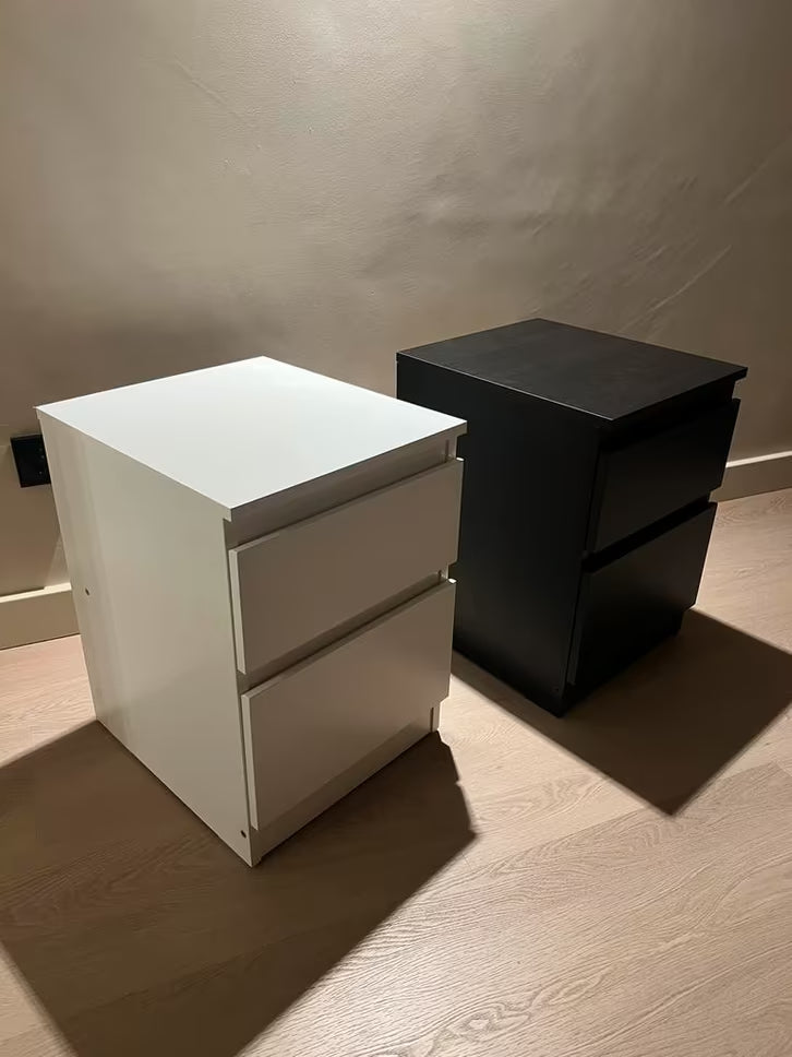 Zárható Éjjeli Szekrény