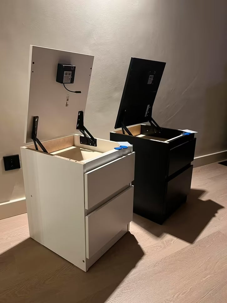 Zárható Éjjeli Szekrény